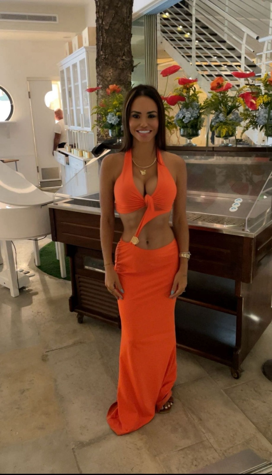 Escort - LUNA - Ibiza Tops